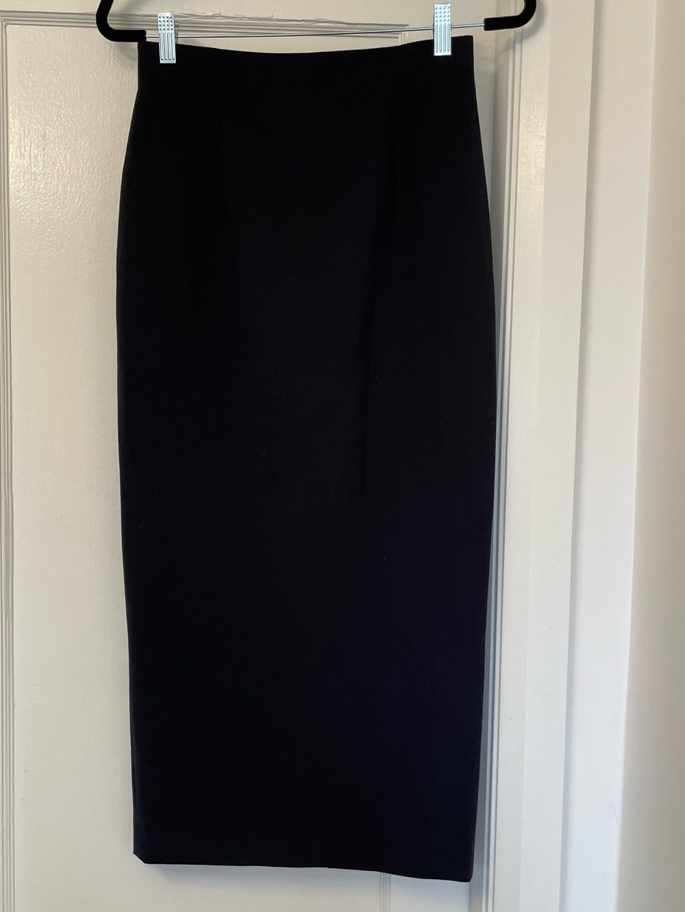 Teenflo Navy Pencil Skirt – Sleek Straight Silhouette